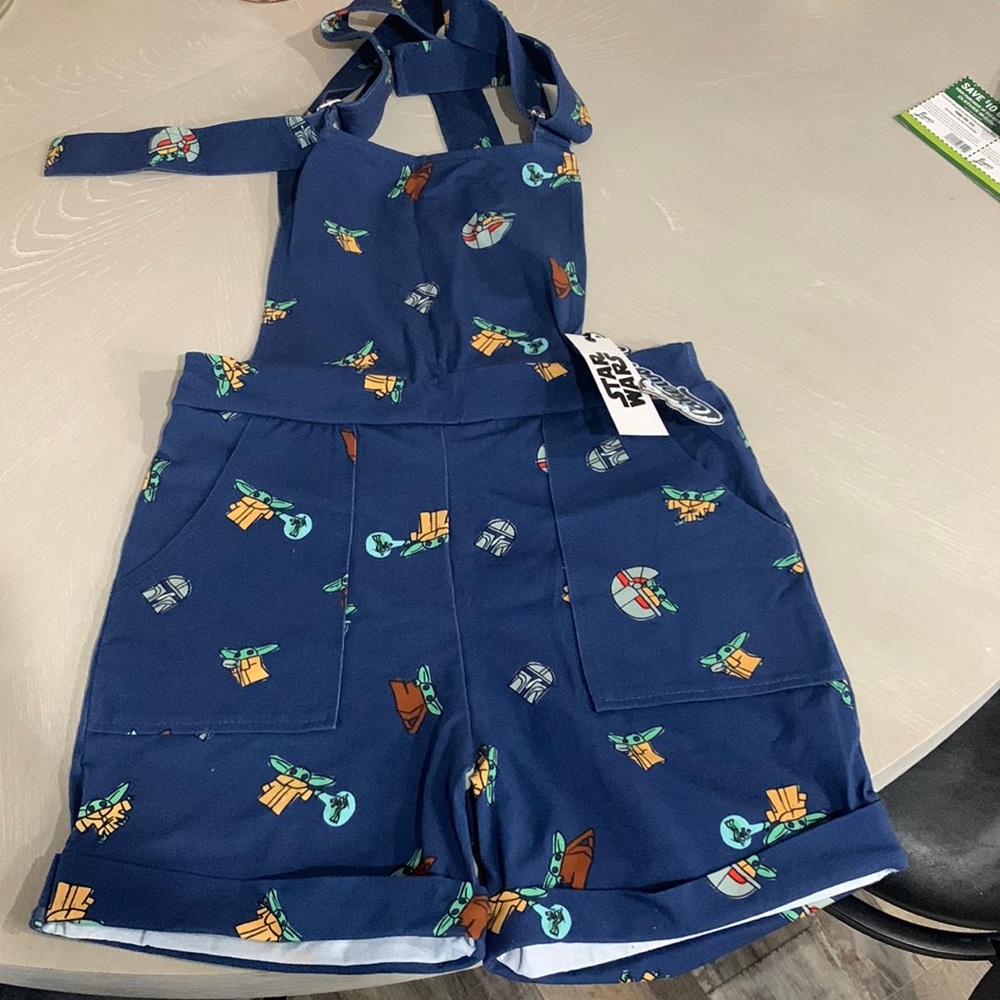 Star Wars mandalorian overalls in size small p
